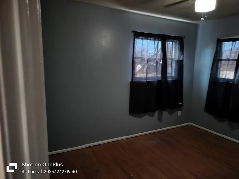10504 Baron Dr — Photo 8
