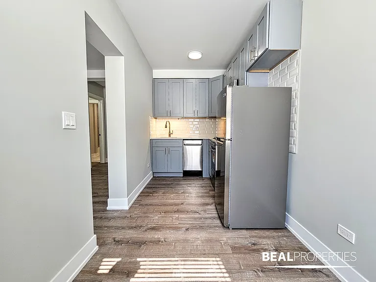 505 West Belmont Ave — Photo 96