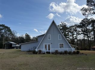 1498 Smith Ave, Elba, AL 36323