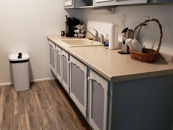 4th image of 552C Sheffield Ct #1003