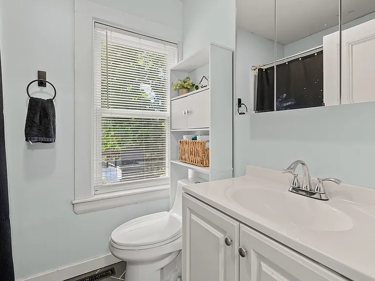 589 Willard St #2 — Photo 18
