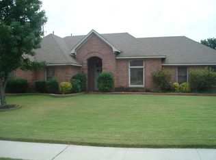 5022 Harvest Knoll Ln, Memphis, TN 38125