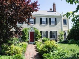 10 Tucker St, Marblehead, MA 01945