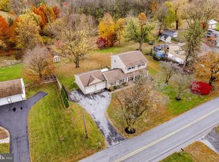 105 Hershey Rd, Lititz, PA 17543