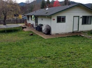 1410 Fifth, Gold Hill, OR --
