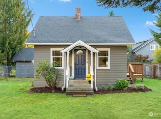 1970 McHugh Ave, Enumclaw, WA 98022