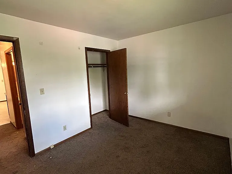 153225 Shoreland Ln — Photo 9