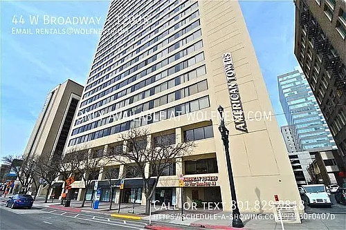 44 W Broadway Photo 1 44 W Broadway Photo 1
