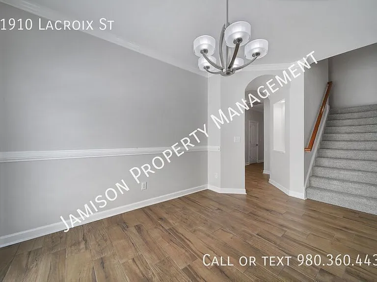 11910 Lacroix St — Photo 12