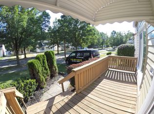 17401 Mapleboro Rd, Maple Heights, OH 44137