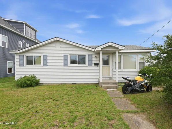 1106 Avery Street, Morehead City, NC 28557