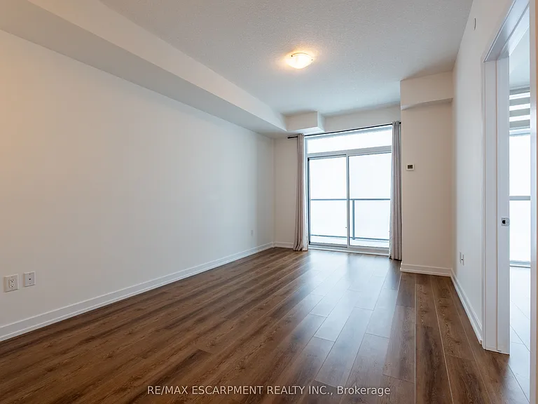 450 Dundas St E #801 — Photo 3