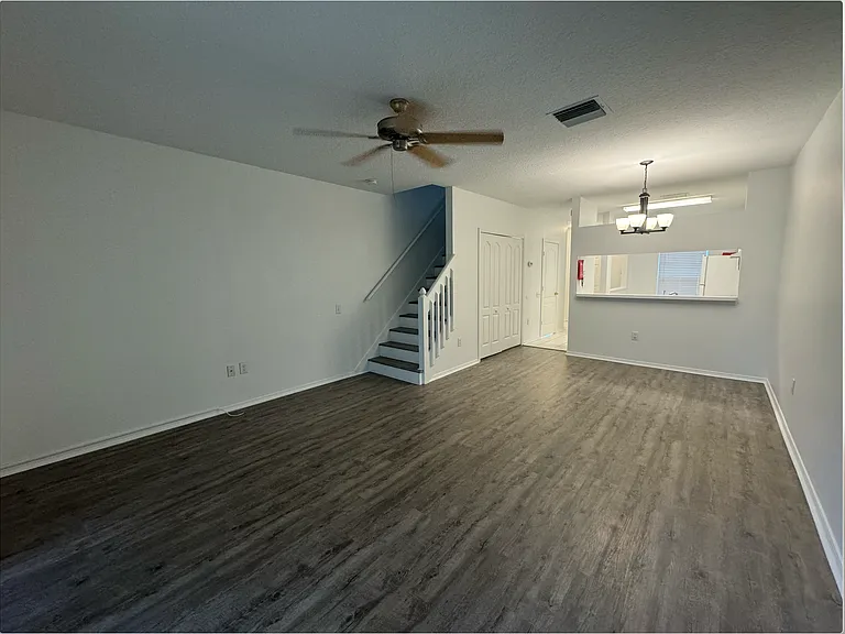 30233 Lacledes Ln — Photo 11