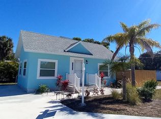 13416 2nd St E, Madeira Beach, FL 33708