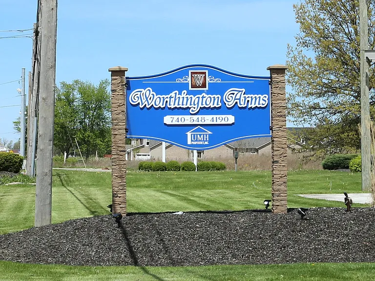 Worthington Arms — Photo 19