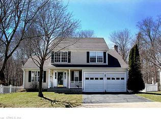 253 Oak Ridge Ln, Milford, CT 06461