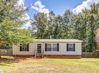 321 Tall Pines Rd, Fountain Inn, SC 29644