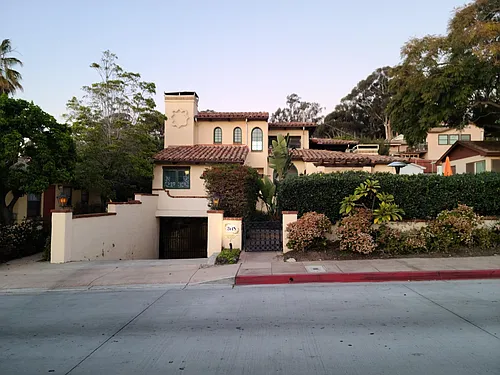 2618 Juan St Photo 1