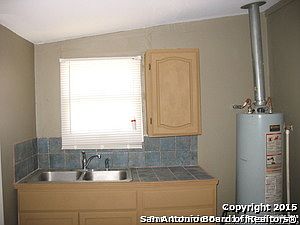3rd image of 2222 & 2224 S LAREDO ST