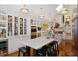 2nd image of 1761 Clendenin Ln