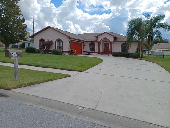 3rd image of 2205 Summer Raye Ct #1