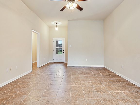 3rd image of 11447 Rossow Ct