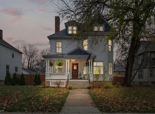 146 Harrison St, Elyria, OH 44035
