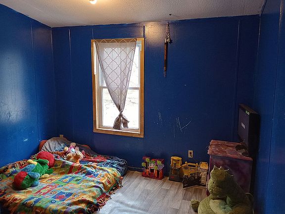 5th image of 3222 Black St