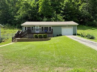 398 Peters Run Rd, Wheeling, WV 26003