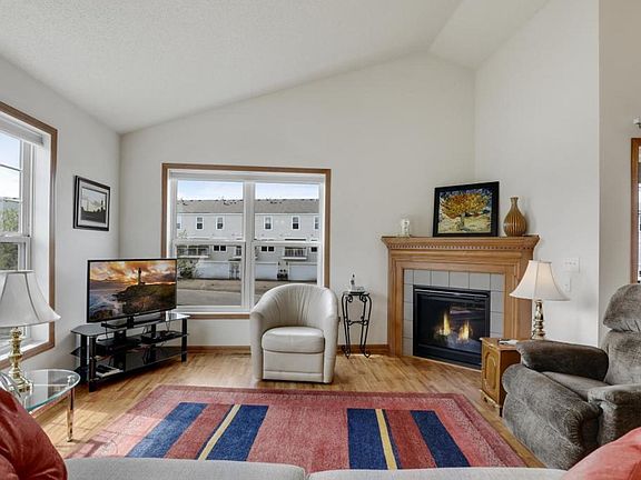 4th image of 15175 French Dr N