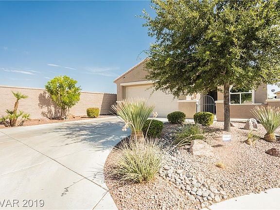 3rd image of 6805 Woodland Vase Ct