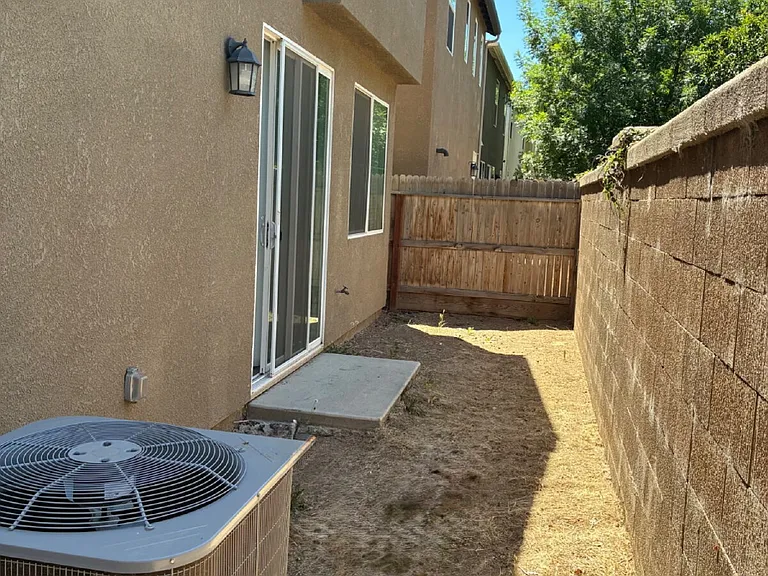 149 Shafer Ave — Photo 35