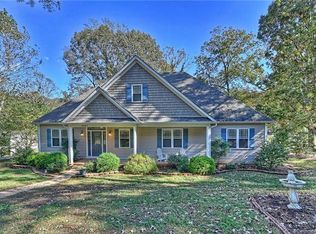 3951 Reid Cir, Sherrills Ford, NC 28673