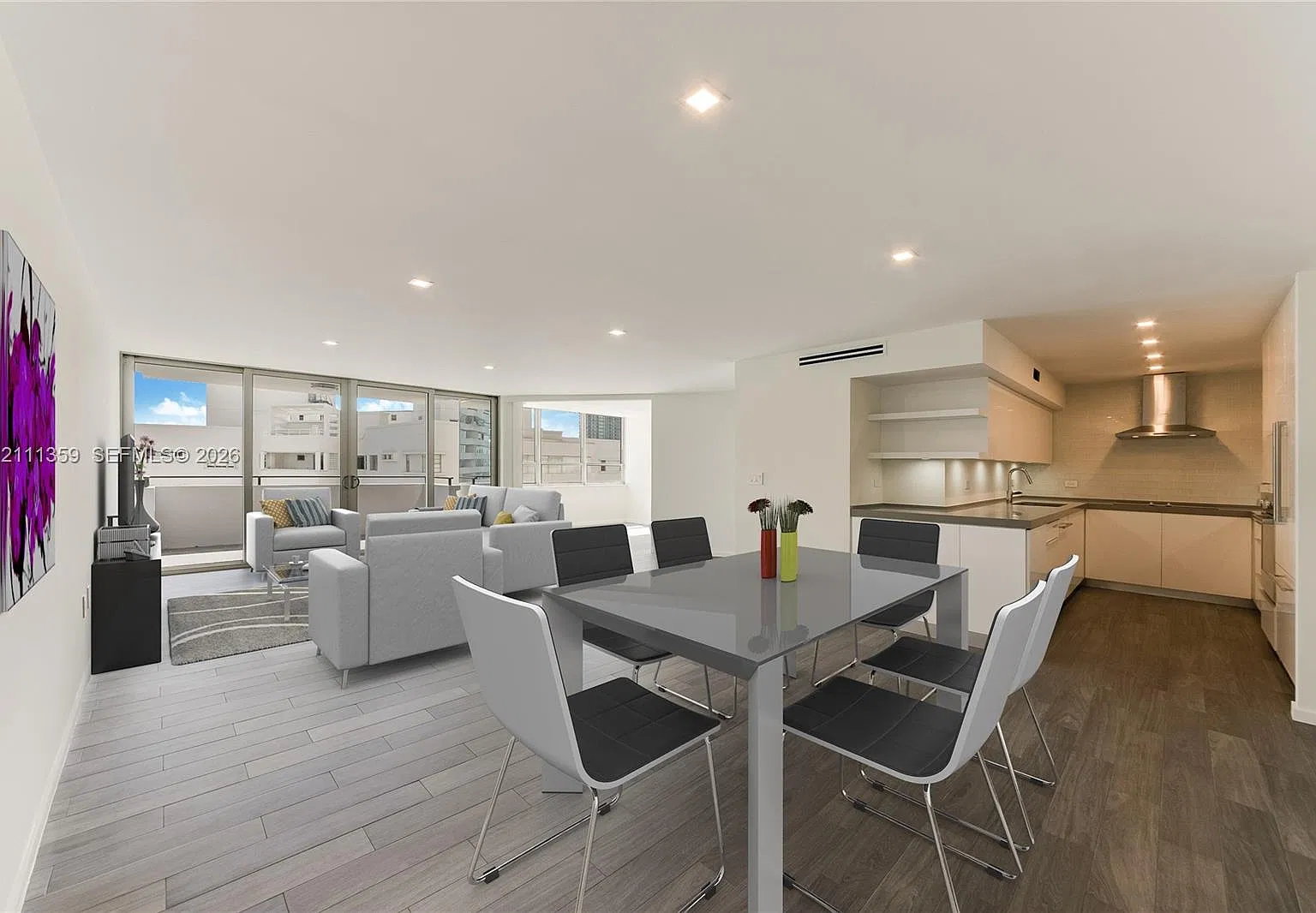 Costa Brava Condo — Photo 1