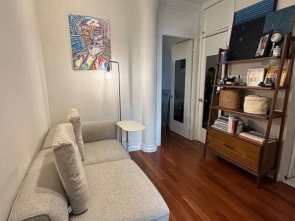 509 E 77th St APT 1M, New York, NY 10075