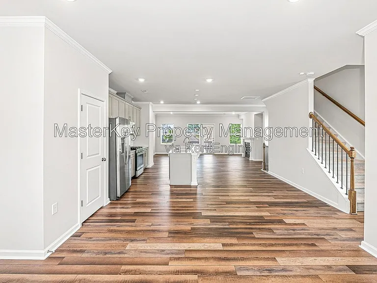 3001 Brellon Ln — Photo 8