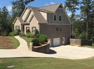 134 Covington Place Dr, Columbiana, AL 35051