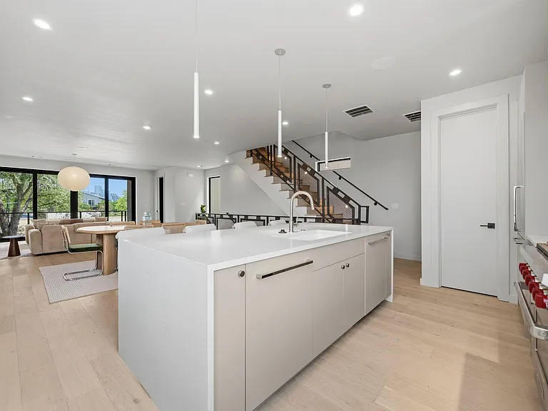 1403 Barton Hills Dr #2 — Photo 18