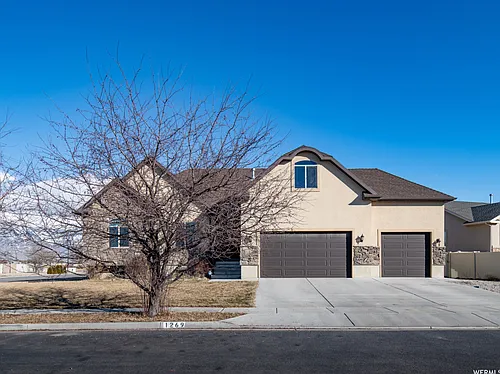 1269 S 640th St W Photo 1
