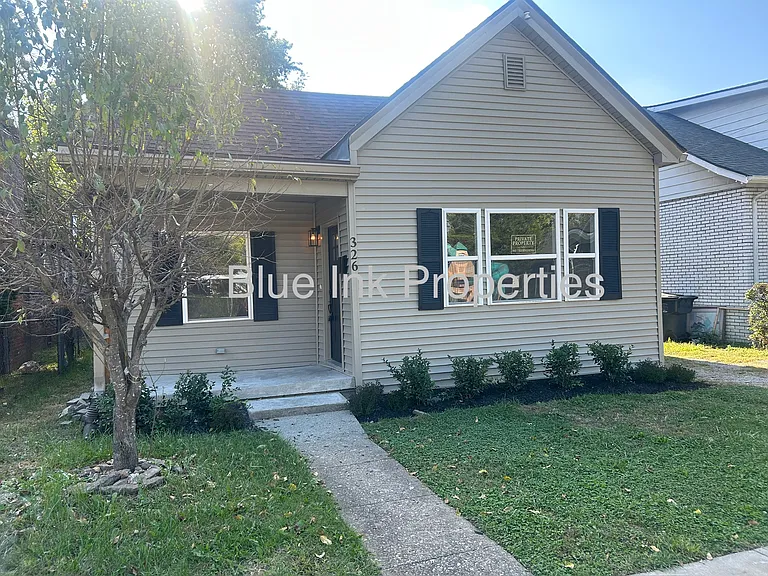 326 E 3rd St — Photo 2