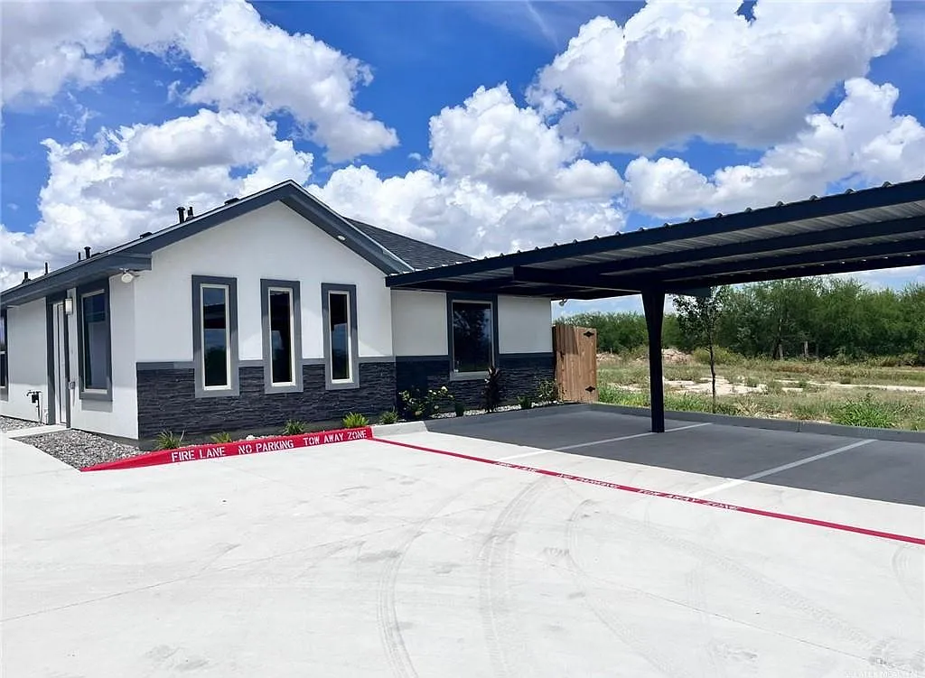 2 bed, 2.0 bath, 966 sqft, $1,150 — Photo 1