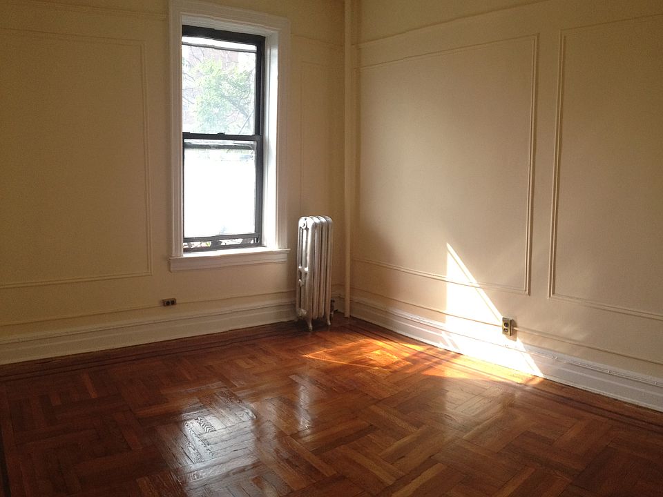 2nd image of 7517 41st Ave Ste 1
