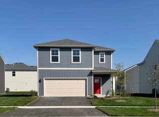 1311 Acadia Cir, Pingree Grove, IL 60140