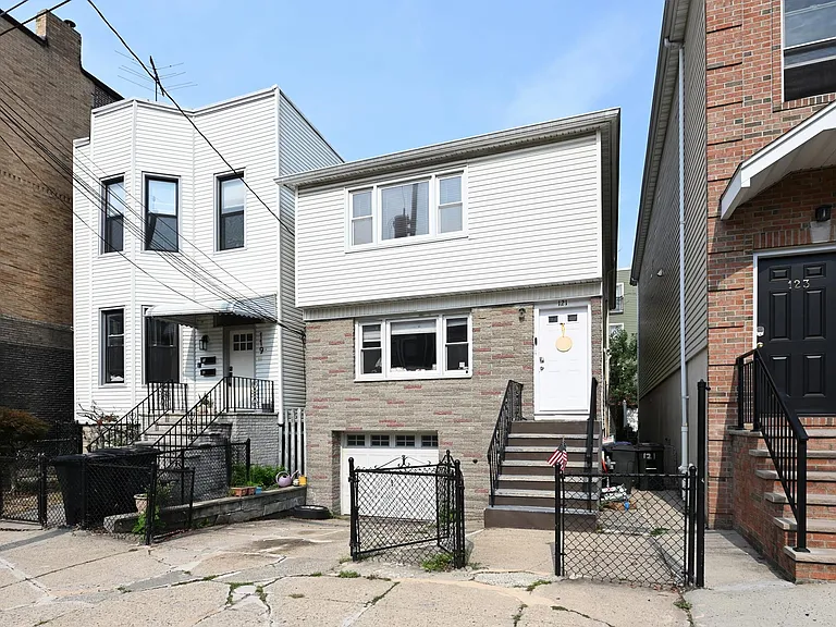 121 Ogden Ave #2 — Photo 14