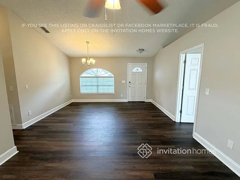676 Regency Way — Photo 4