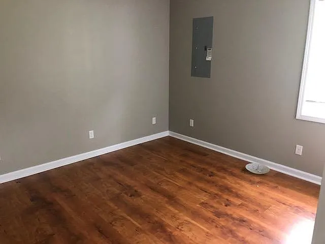 611 Laurel Bluff Rd — Photo 7