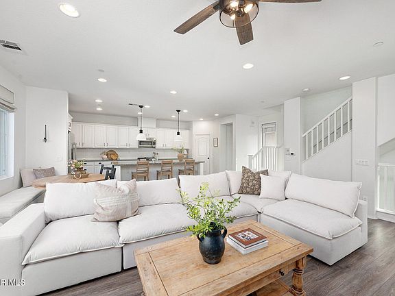 2nd image of 425 Stratus Ln Unit 5