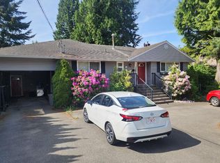 14046 Blackburn Ave, White Rock, BC V4B2Z7