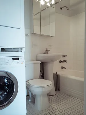 Rented by AJ Clarke | media 35