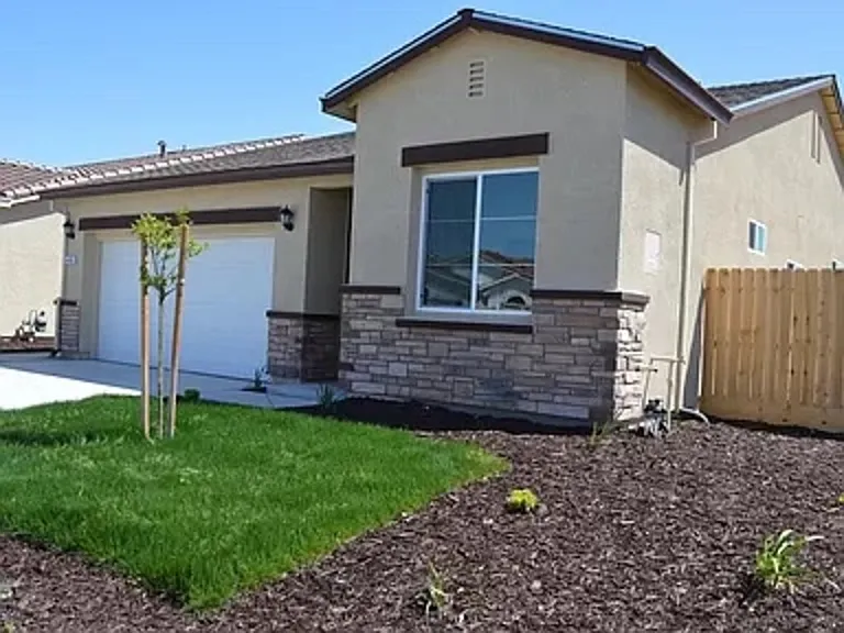 4450 Lacy Ln — Photo 3